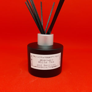 Reed Diffuser - Little Red Candle Co