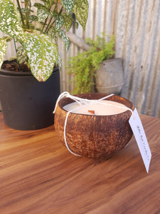 Coconut Shell - Little Red Candle Co